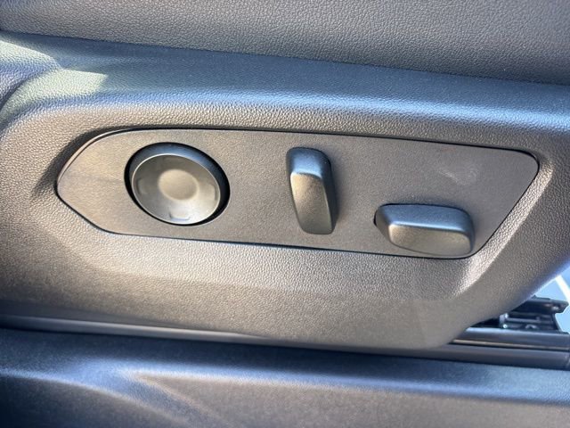 Certified 2024 Chevrolet Tahoe High Country w/ Premium Package AWD/4WD image 16