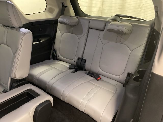 Certified 2025 Honda Pilot Touring image 23