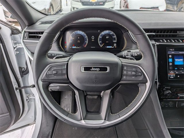 Certified 2024 Jeep Grand Cherokee L Laredo image 17