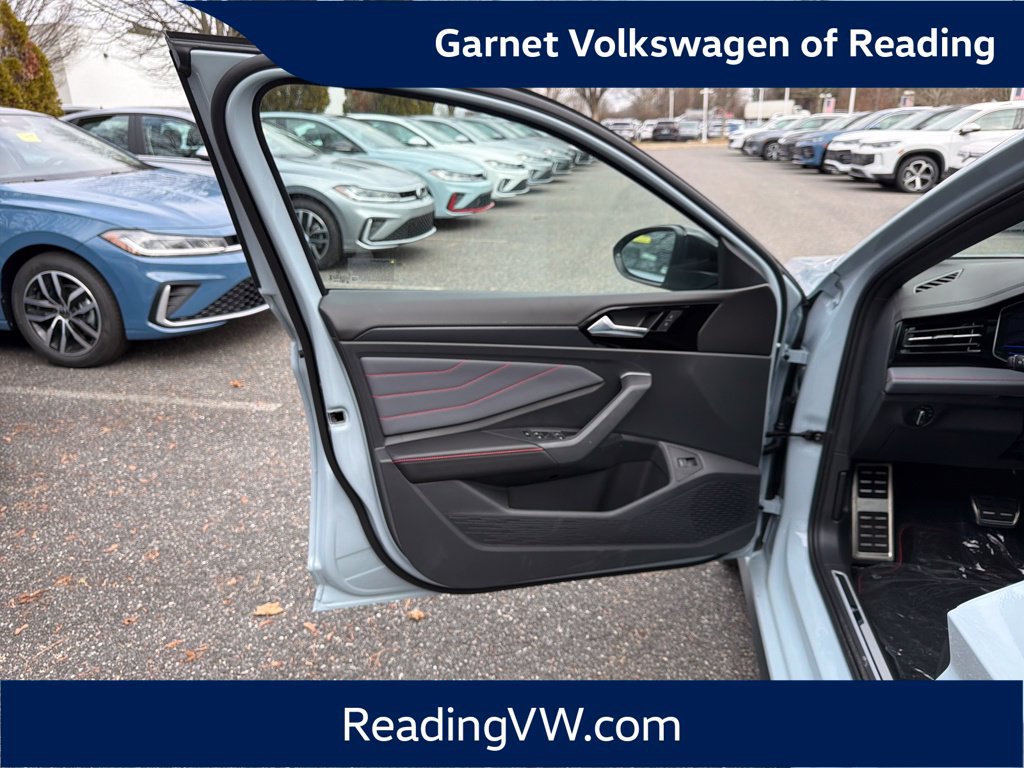 New 2026 Volkswagen Jetta GLI Autobahn FWD image 10