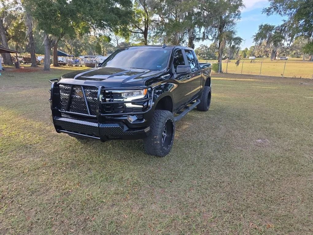 Used 2022 Chevrolet Silverado 1500 RST image 3