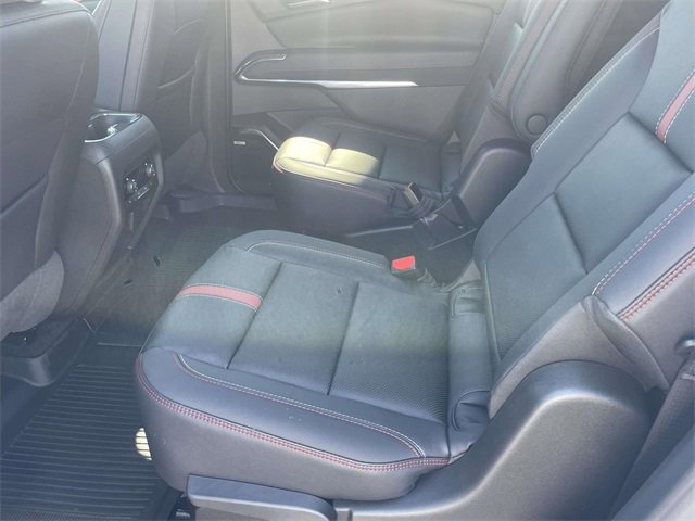 New 2026 Chevrolet Traverse RS w/ LPO, Floor Liner Package image 5
