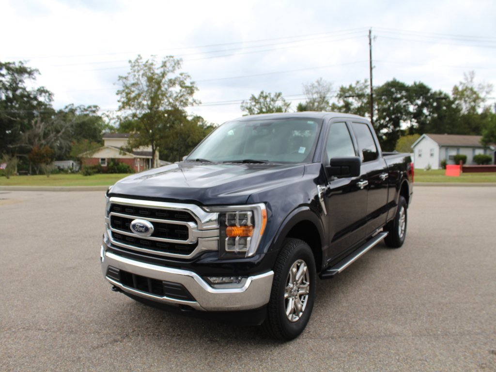 Used 2022 Ford F150 XLT w/ Equipment Group 302A High image 8