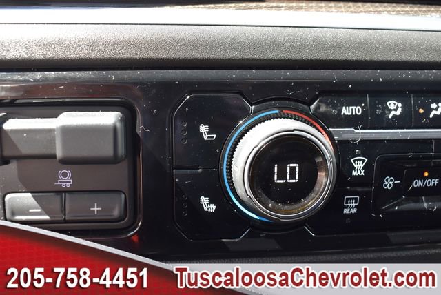 Used 2022 Chevrolet Silverado 1500 LT w/ Protection Package RWD image 35