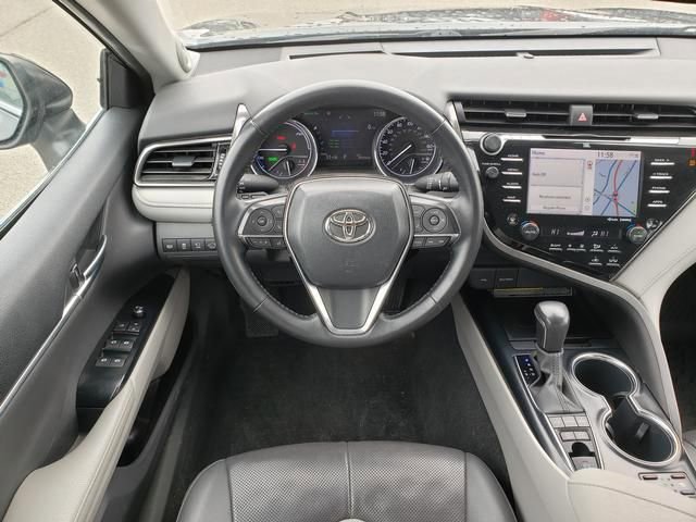 Used 2020 Toyota Camry XLE w/ Driver Assist Package image 14