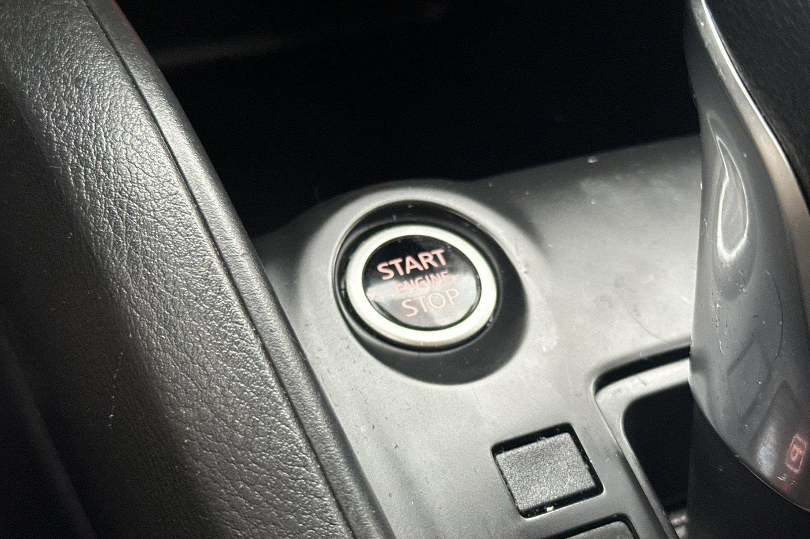 Used 2024 Nissan Kicks S image 22