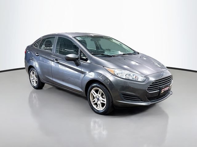 Used 2017 Ford Fiesta SE FWD image 3