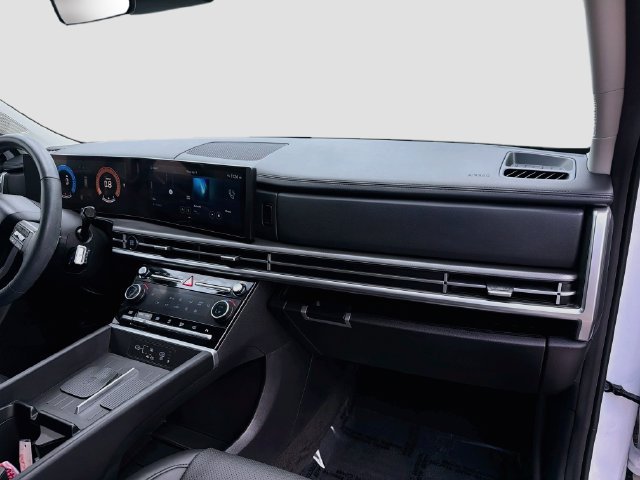 Certified 2025 Hyundai Santa Fe XRT AWD/4WD image 30