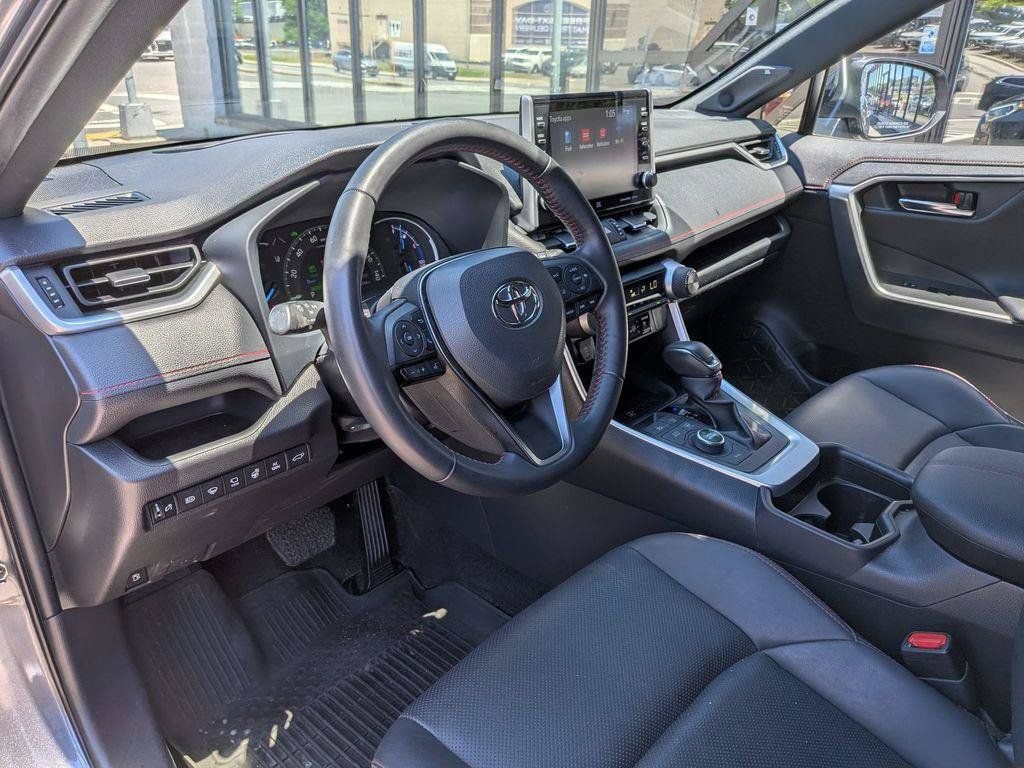 Used 2021 Toyota RAV4 XSE w/ Premium Package AWD/4WD image 14