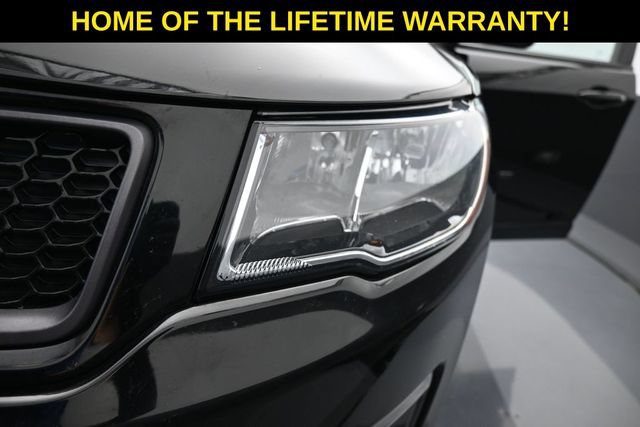 Used 2021 Jeep Compass Latitude AWD/4WD image 52