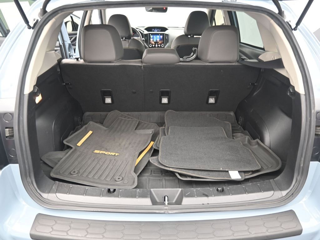Used 2022 Subaru Crosstrek 2.5i Sport w/ Moonroof Package image 19