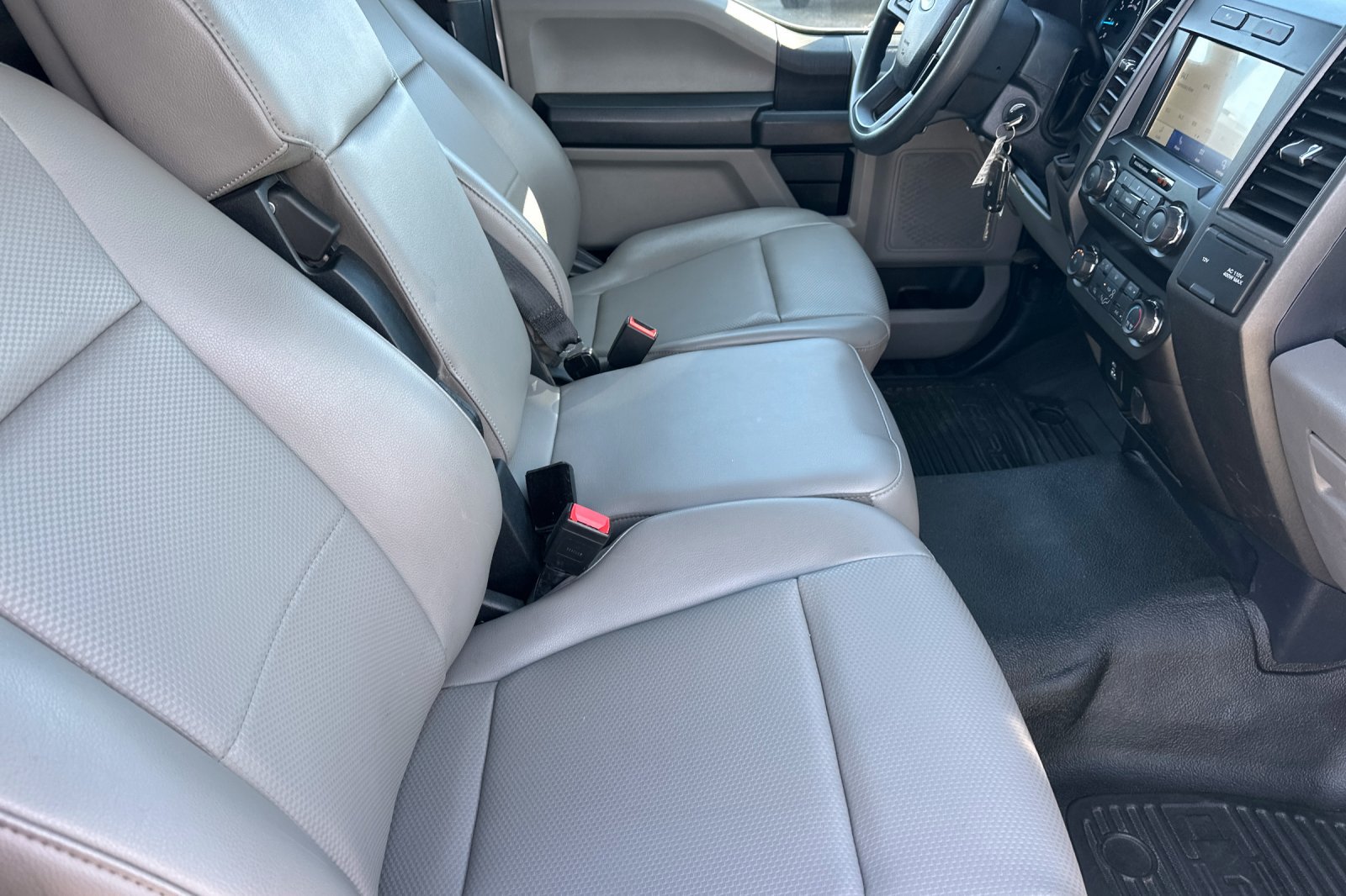 Used 2022 Ford F350 XL w/ Power Equipment Group RWD image 12