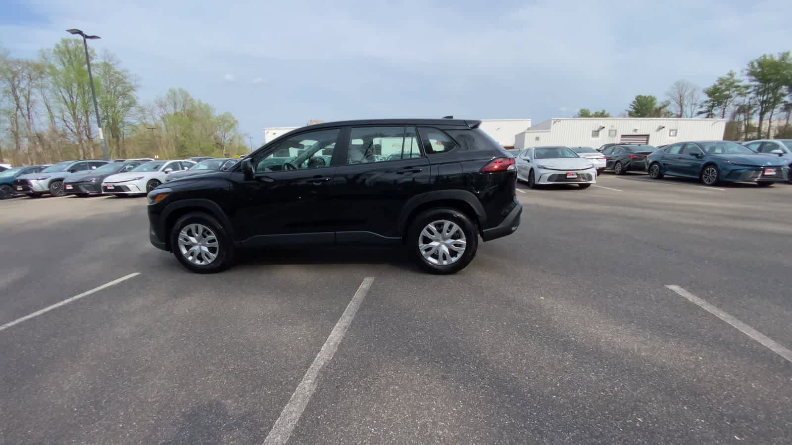 Certified 2026 Toyota Corolla Cross L AWD/4WD image 5