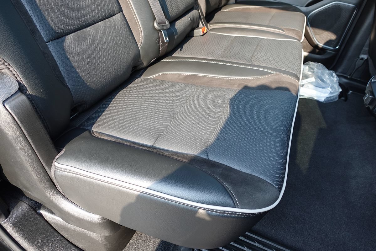 Used 2025 RAM 1500 Laramie w/ Sport Appearance Package AWD/4WD image 27