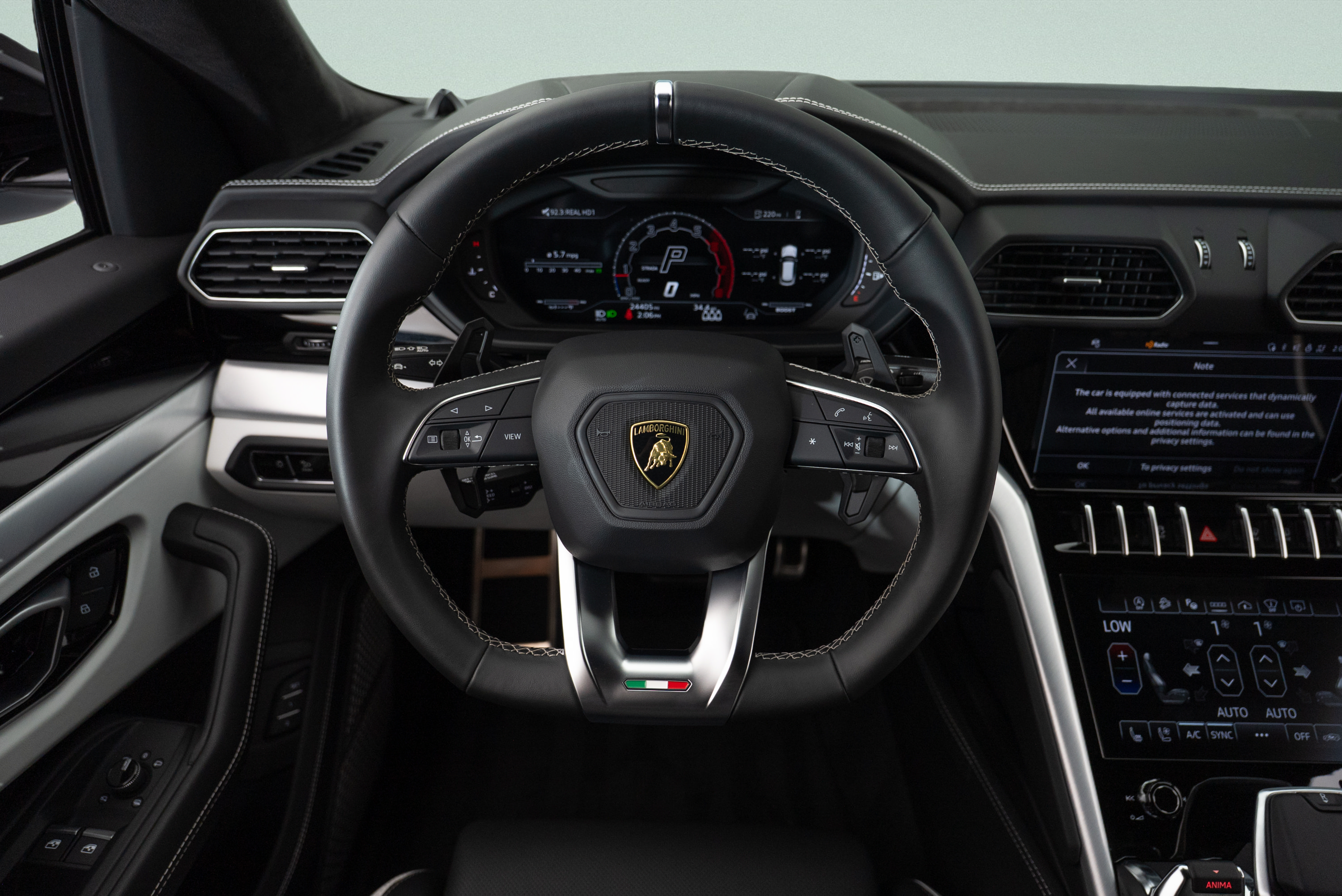 Used 2024 Lamborghini Urus S AWD/4WD image 19
