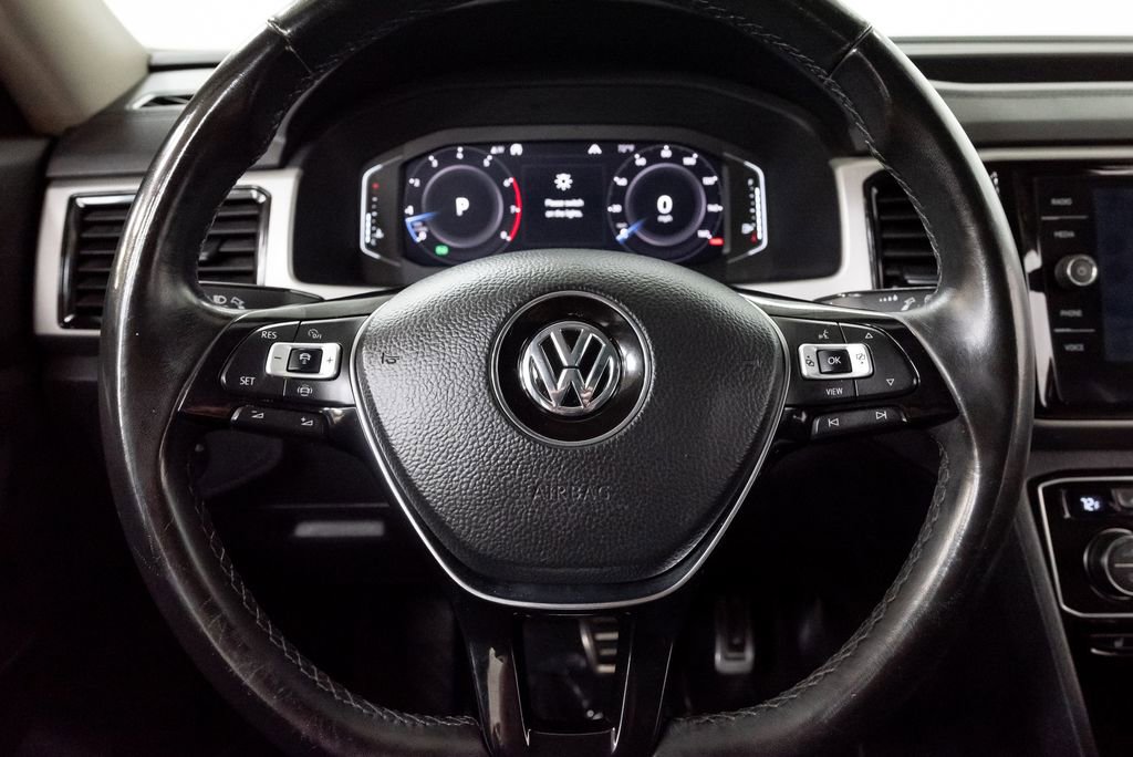 Used 2020 Volkswagen Atlas SEL R-Line AWD/4WD image 15