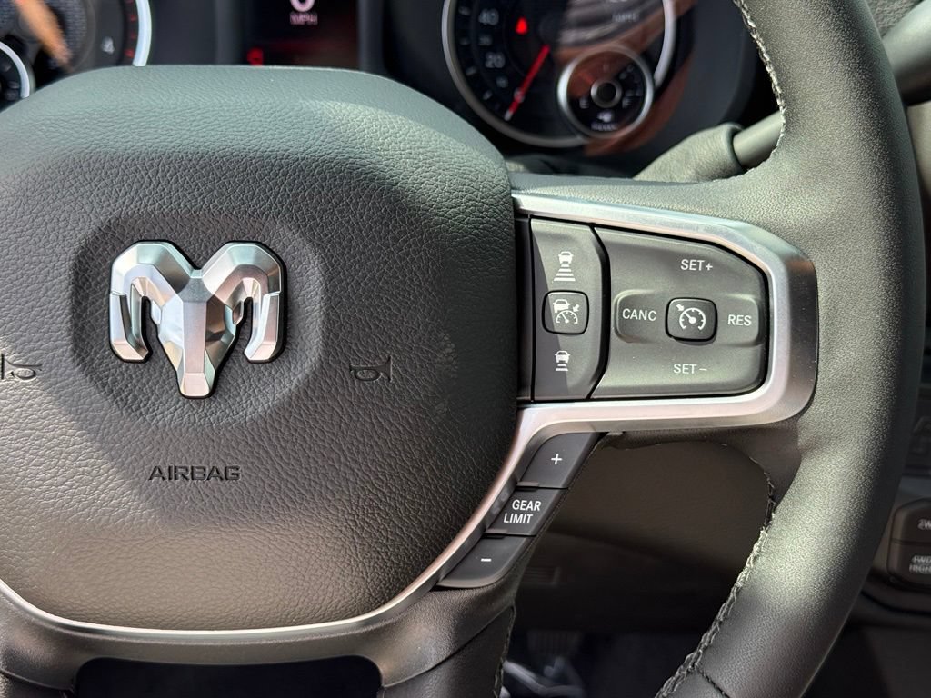 New 2027 RAM 2500 Big Horn AWD/4WD image 17