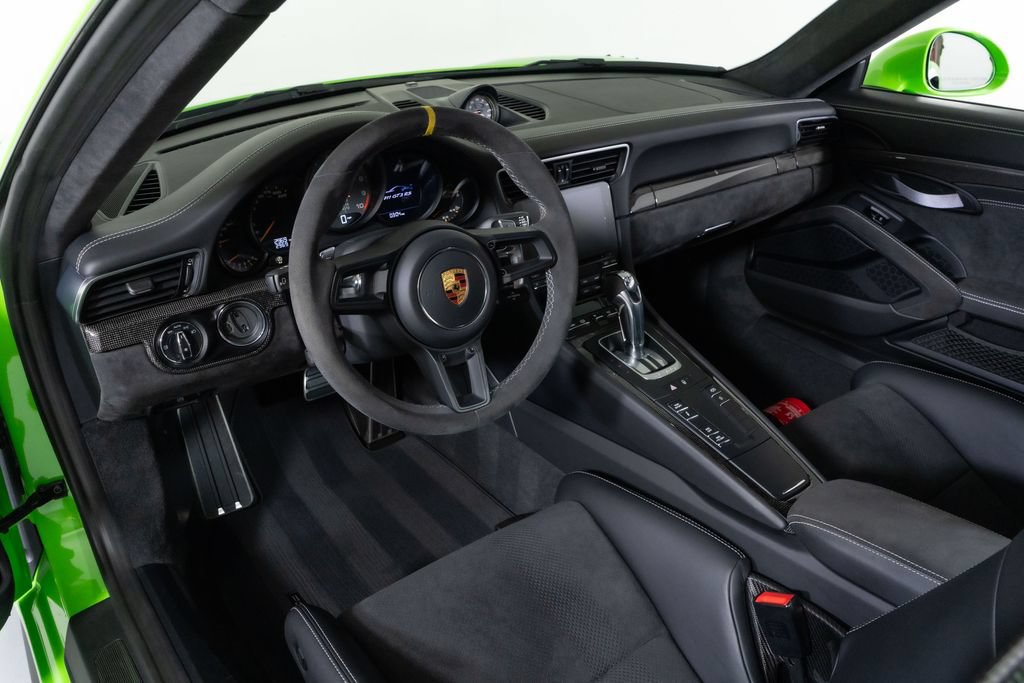 Used 2019 Porsche 911 GT3 RS RWD image 4