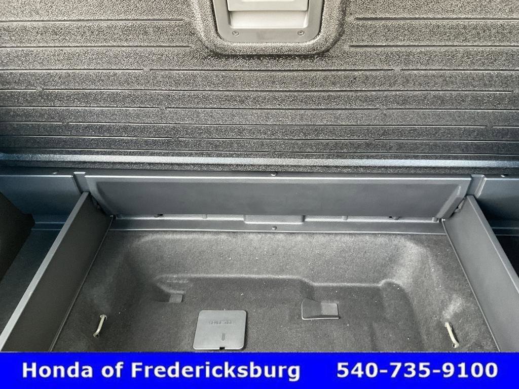 Used 2025 Honda Pilot Elite image 22