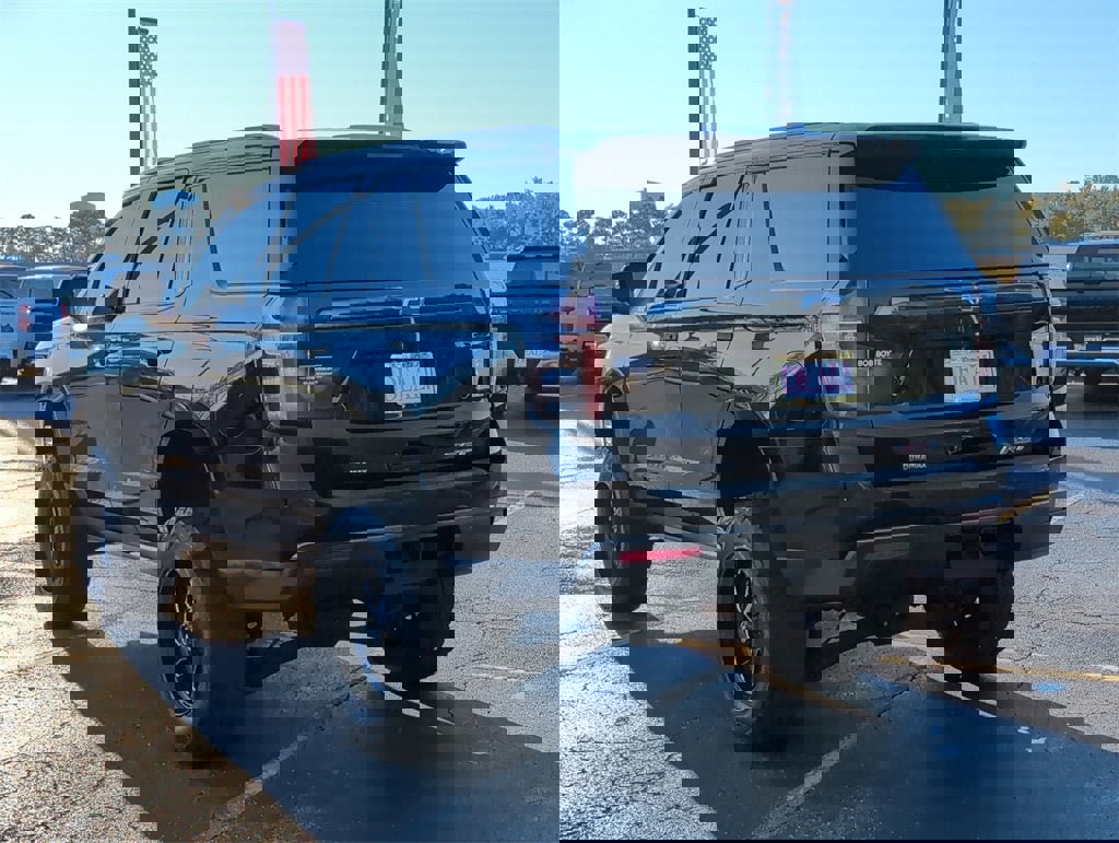 Used 2021 Chevrolet Tahoe RST w/ Luxury Package image 7