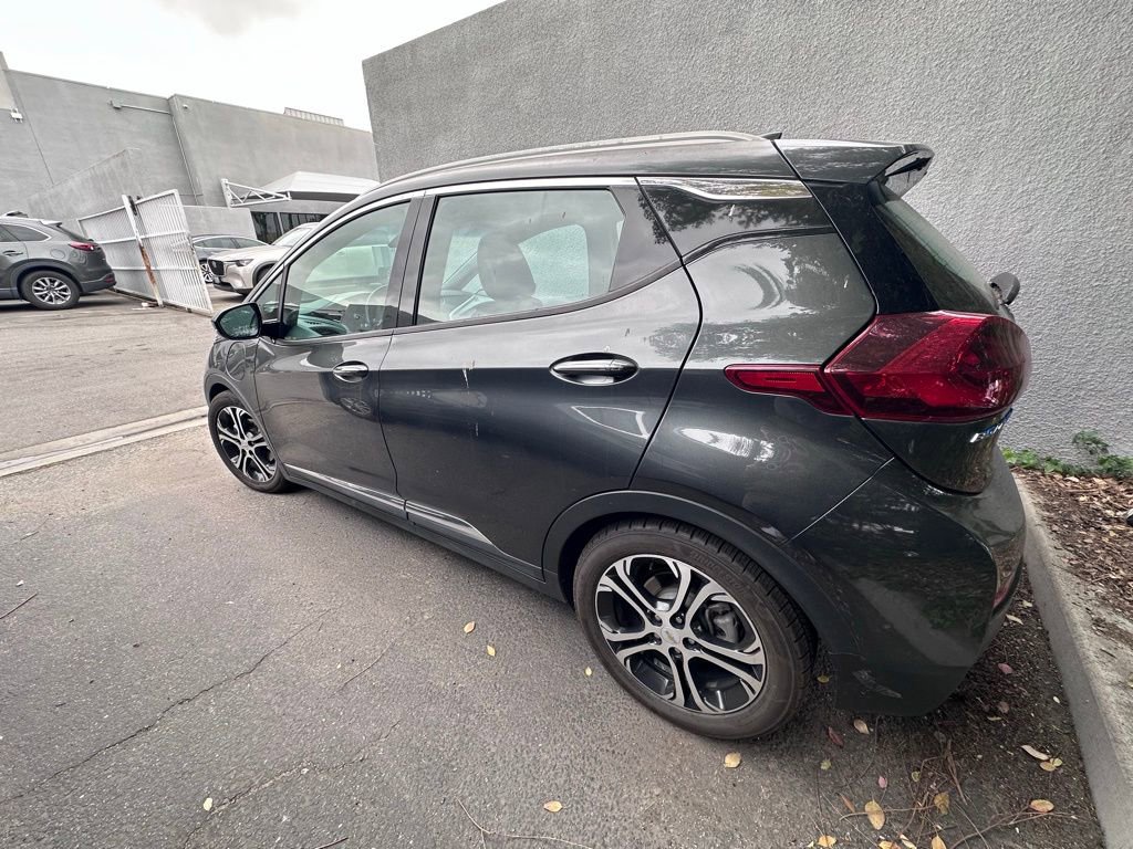 Used 2017 Chevrolet Bolt Premier w/ Driver Confidence II Package image 9