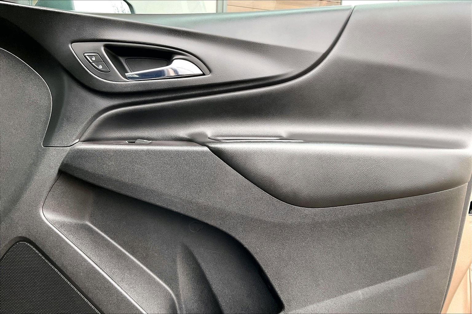 Used 2019 Chevrolet Equinox LT image 20