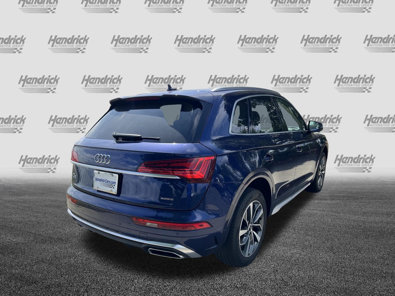 Used 2023 Audi Q5 2.0T Premium Plus w/ Premium Plus Package AWD/4WD image 10
