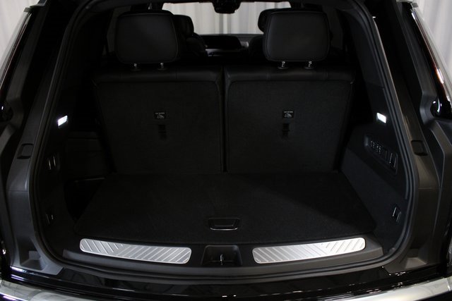 New 2026 Cadillac Vistiq Luxury image 8
