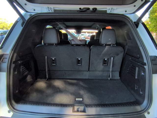 New 2026 Chevrolet Traverse Z71 w/ Driver Confidence Package image 26
