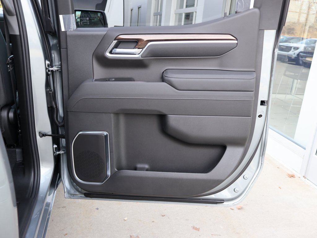 New 2026 Chevrolet Silverado 1500 LT image 32