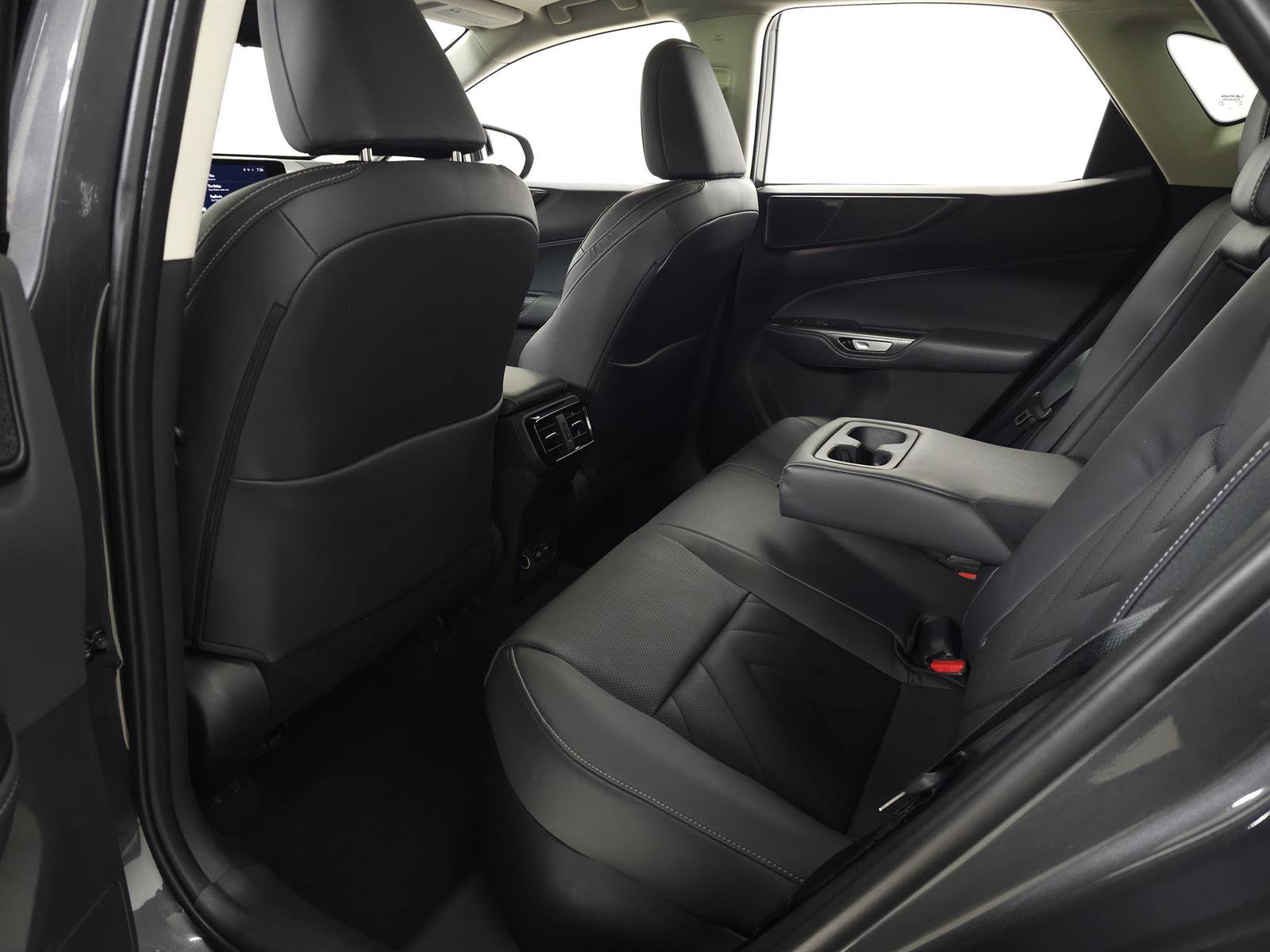 Certified 2025 Lexus NX 350h AWD w/ Accessory Package (2T) image 36