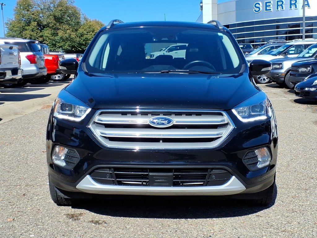 Used 2019 Ford Escape Titanium AWD/4WD image 2