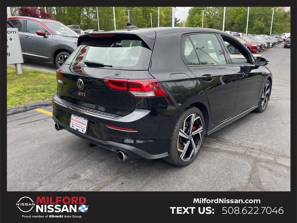 Used 2024 Volkswagen GTI SE FWD image 3