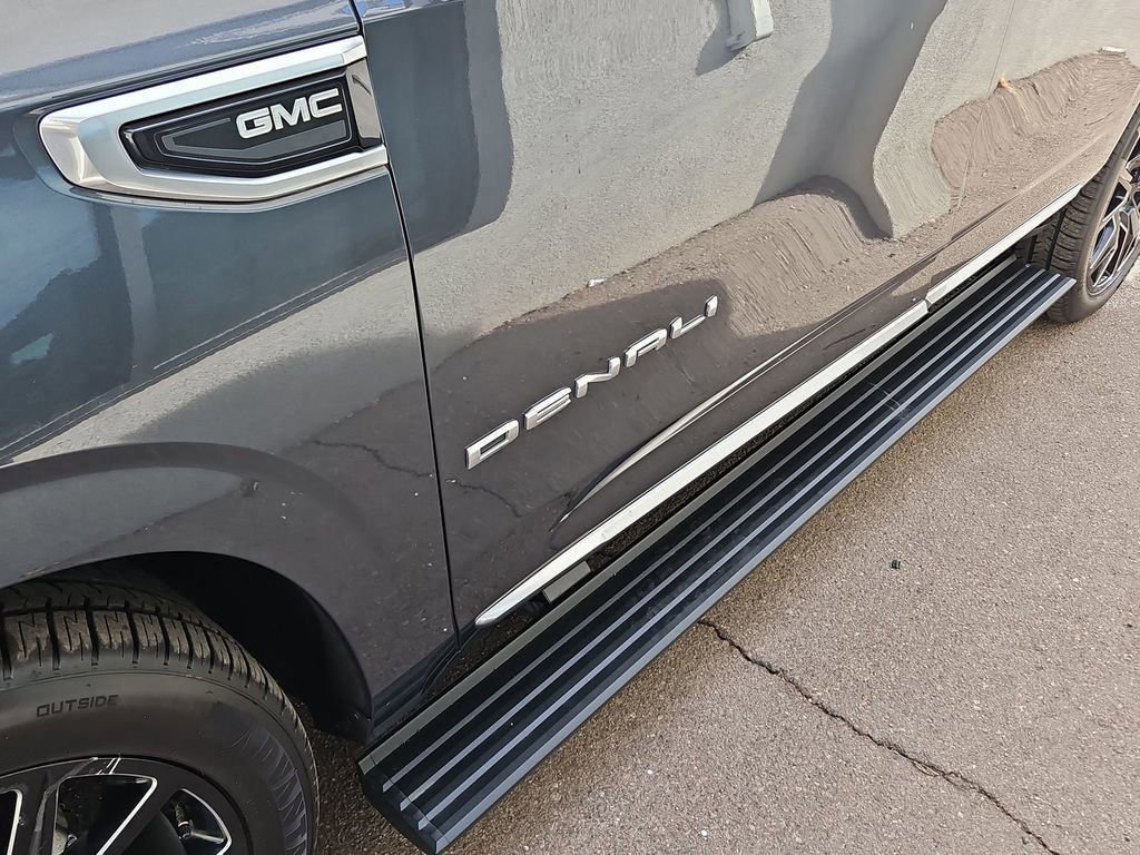 Used 2021 GMC Yukon Denali w/ Denali Ultimate Package image 15