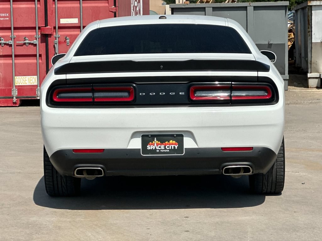 Used 2023 Dodge Challenger GT RWD image 5