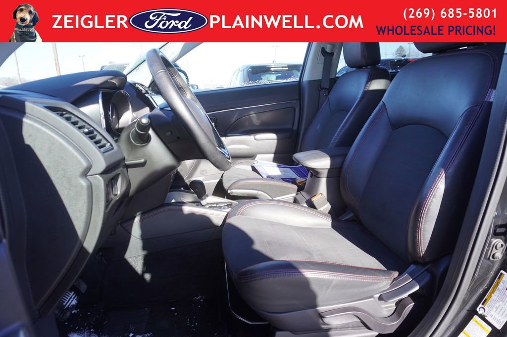 Used 2024 Mitsubishi Outlander Sport SE image 12