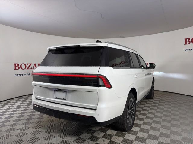 Used 2025 Lincoln Navigator Black Label AWD/4WD image 8