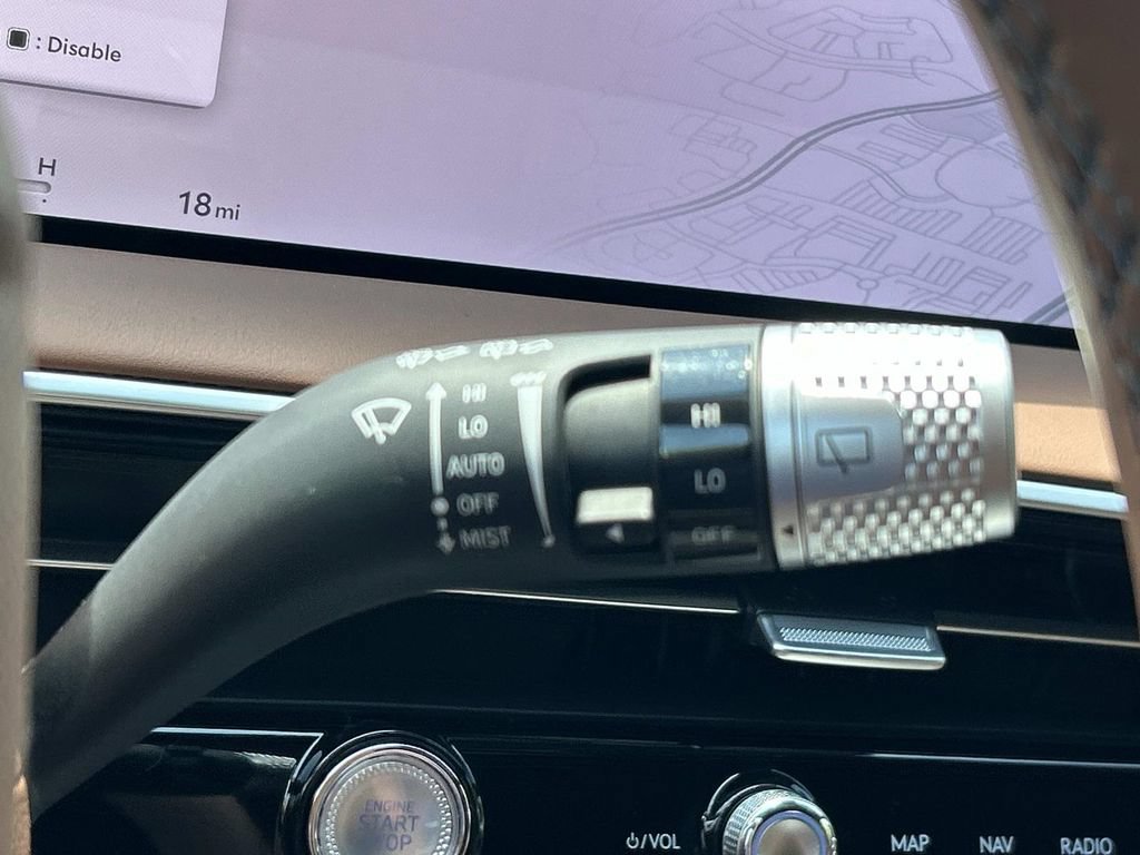 New 2026 Genesis GV70 2.5T Advanced AWD/4WD image 31