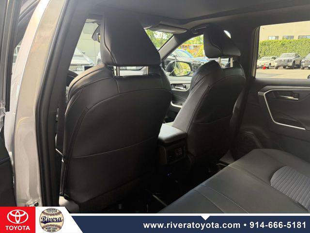 Certified 2022 Toyota RAV4 XSE AWD/4WD image 16