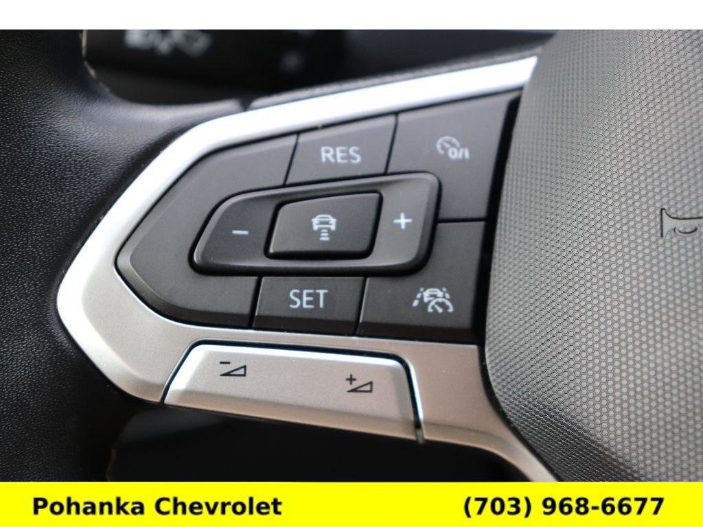 Used 2022 Volkswagen Tiguan SE AWD/4WD image 13