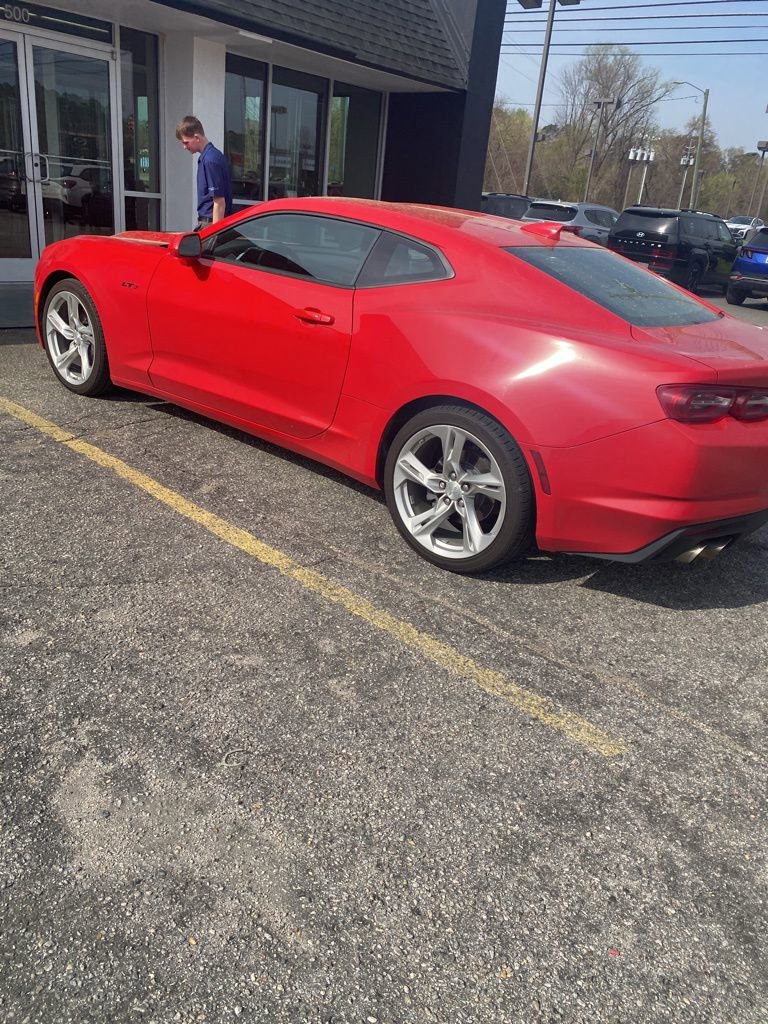 Used 2022 Chevrolet Camaro LT image 4