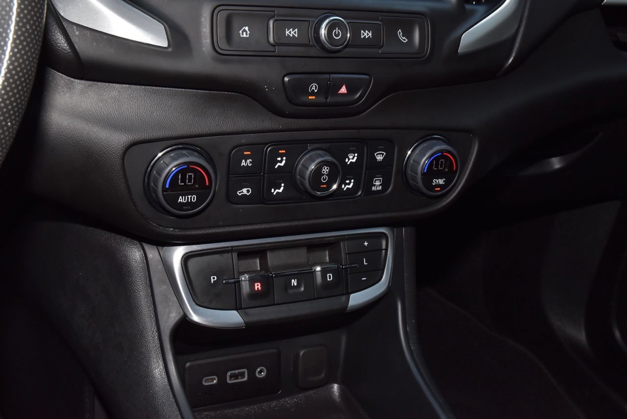 Used 2022 GMC Terrain SLE w/ Driver Convenience Package FWD image 29