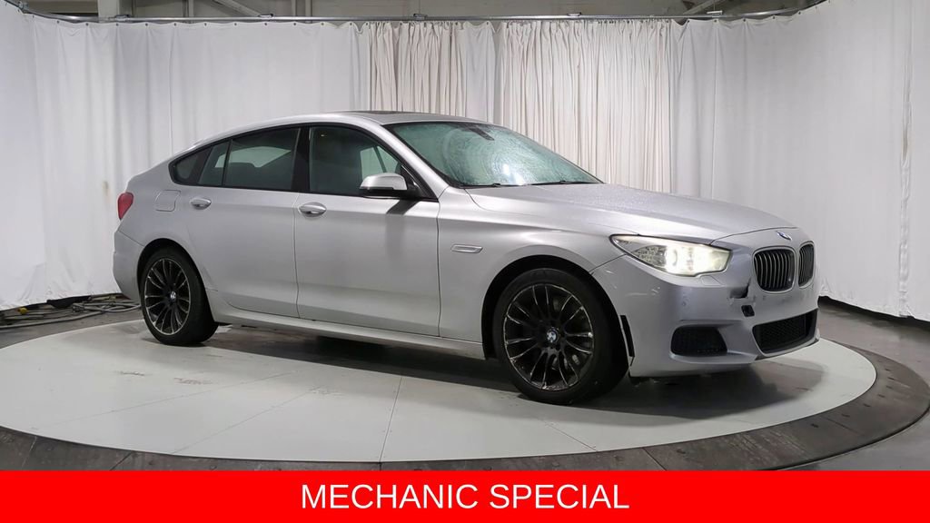 Used 2015 BMW 550i Gran Turismo xDrive image 2