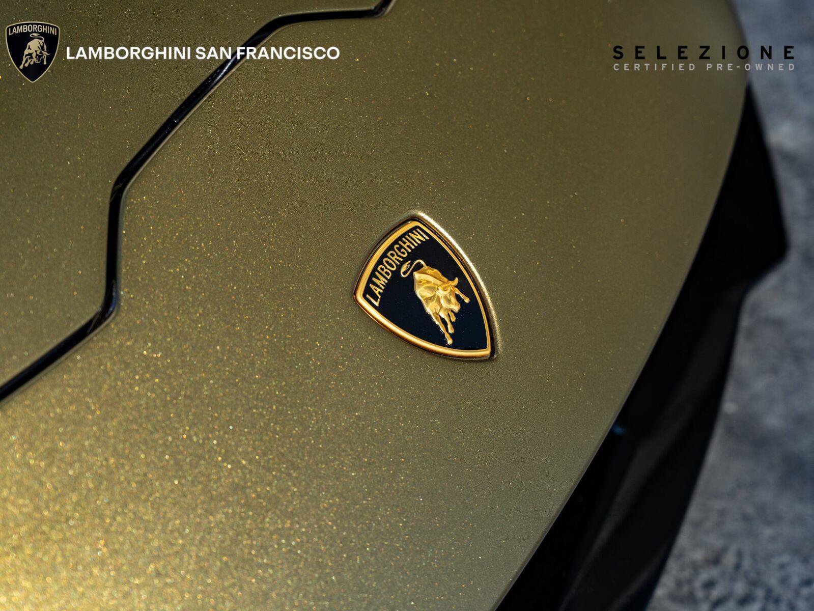 Used 2023 Lamborghini Huracan EVO RWD image 18