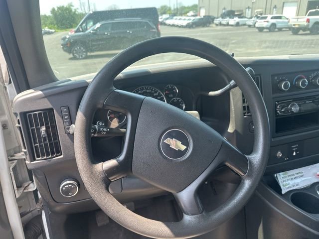 Used 2008 Chevrolet Express 3500 Work Van image 2