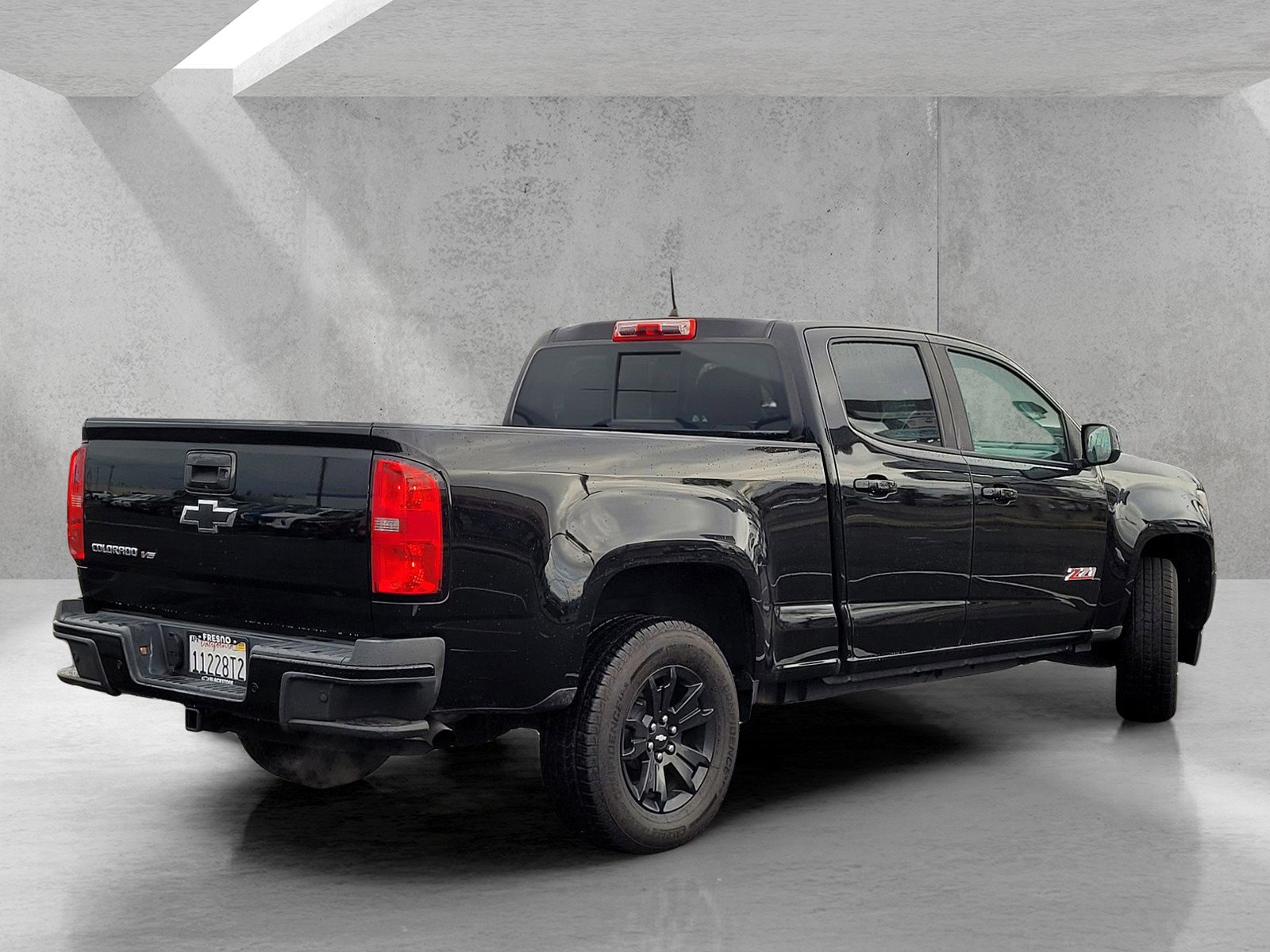 Used 2019 Chevrolet Colorado Z71 w/ Z71 Midnight Edition image 4