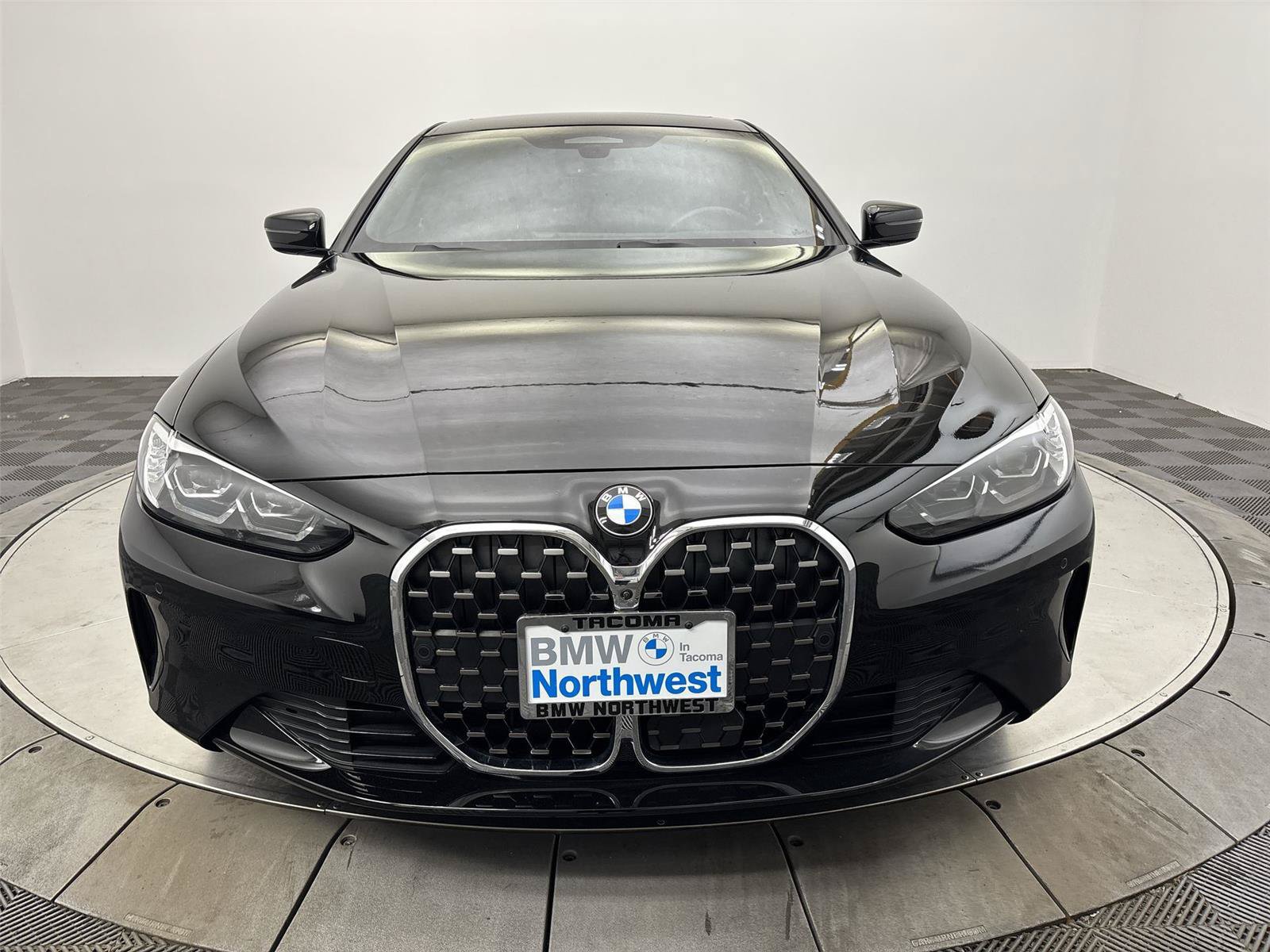 Used 2024 BMW 430i Coupe w/ Premium Package RWD image 14