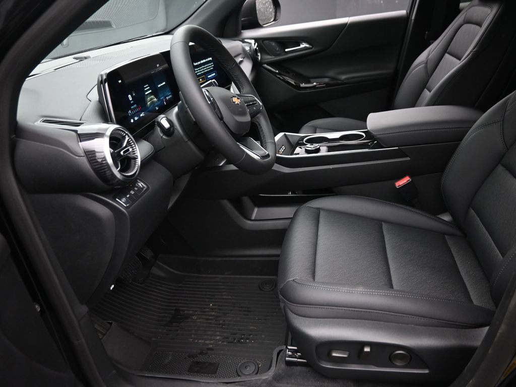 New 2026 Chevrolet Equinox LT w/ Convenience Package II AWD/4WD image 13