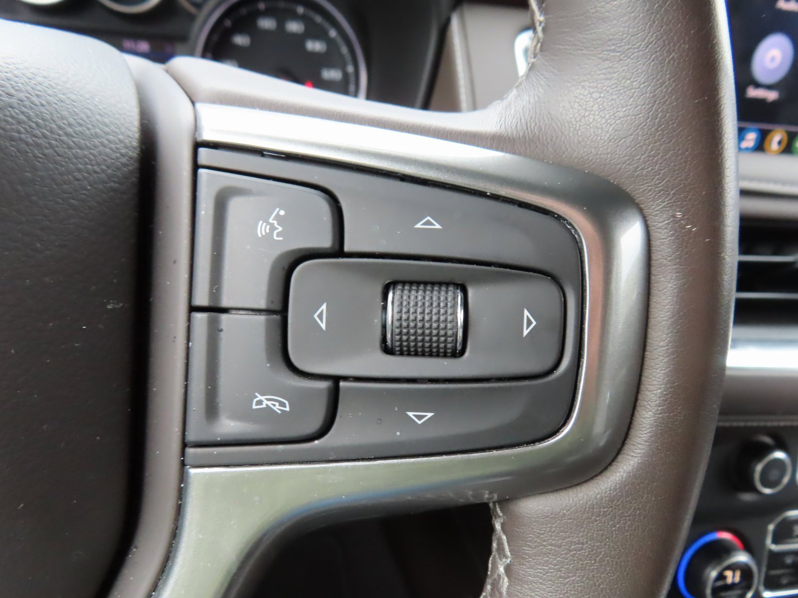 Used 2021 Chevrolet Tahoe LS image 20