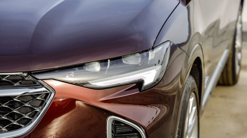 Used 2023 Buick Envision Avenir image 5